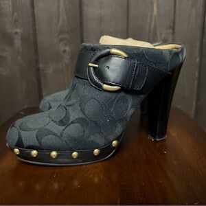 COACH Elaine Sz 7.5B Signature Black Gold Studded Mules Clogs Leather Buckle